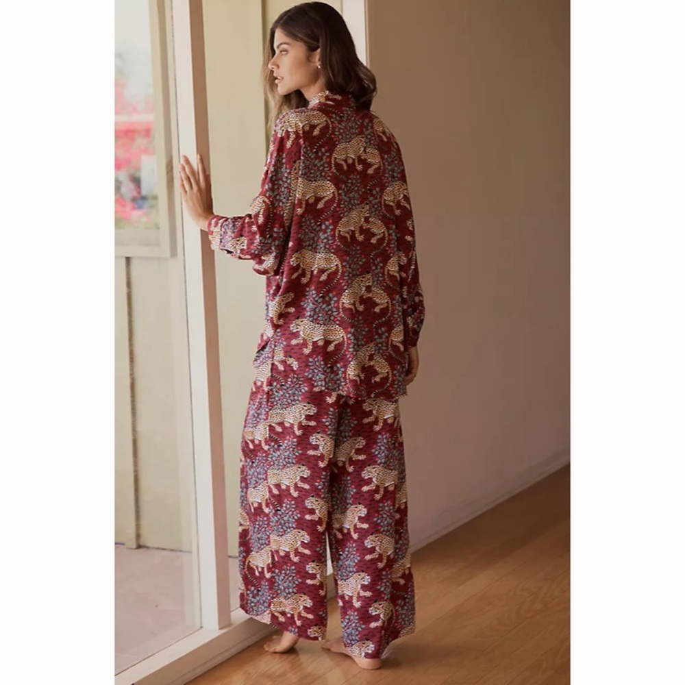 Anthropologie Printfresh Bagheera Pajama Set‎ Burgundy Leopard Cheetah Womens XS